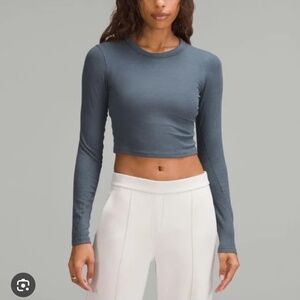 Lululemon Hold Tight Straight-Hem Cropped Long Sleeve